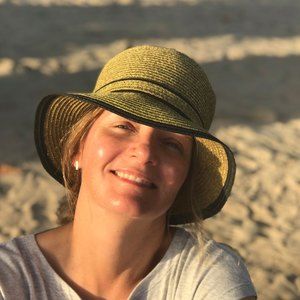 Meet your Posher, Juilie